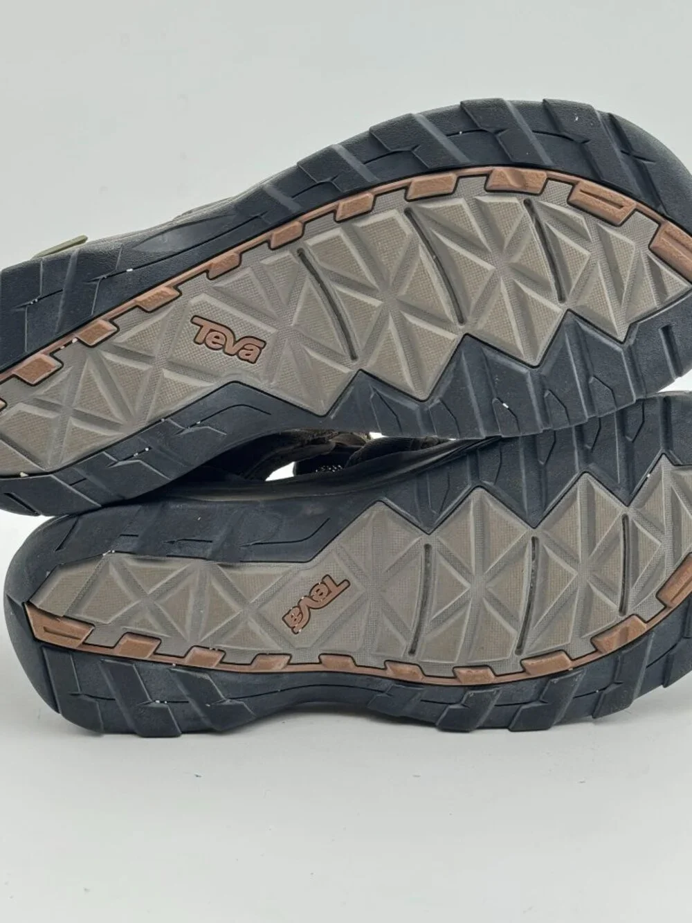 Teva Omnium 2 Leather Sandals Mens 11 Coffee Brown Leather Hiking Water Sport
